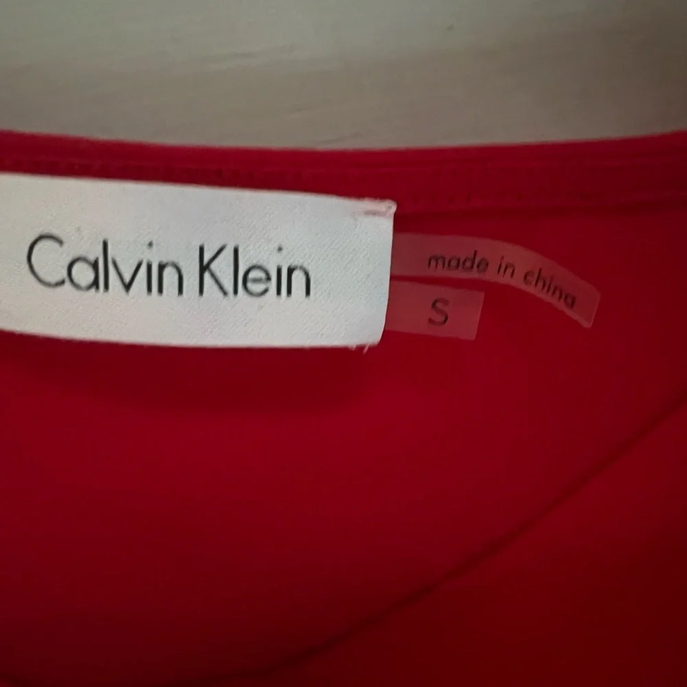 NWT Calvin Klein, red, cowl neck, sleeveless blouse - Picture 3 of 4